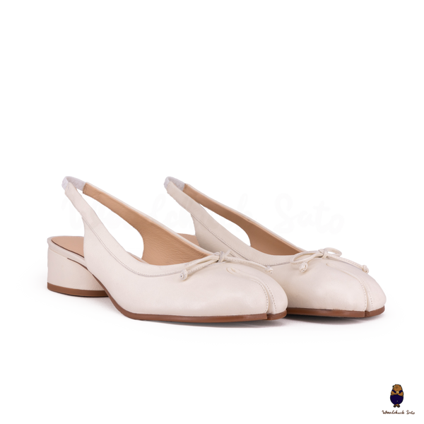 WoodChuckSato White Tabi Split-Toe Sheep Leather Summer Sandals with Low Heels & Elastic Band Sizes EU 35-45
