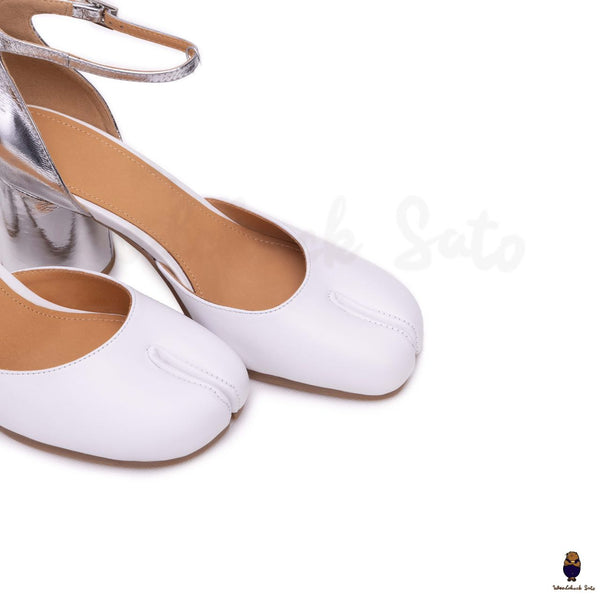 WoodchuckSato tabi pumps white heel
